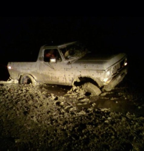I enjoy the outdoors and I love working! I'm a respectful guy and I'm very protective! I love beer to:) hit me up