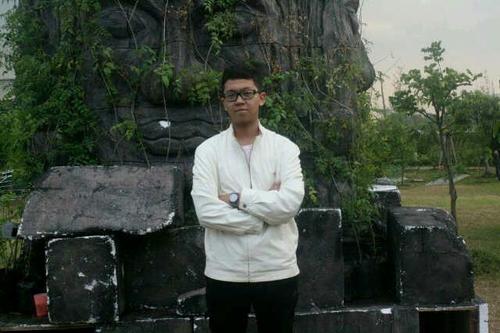 danifalbariqi's profile picture. Yesterday is history,today is a gift,tomorrow is mystery-Tomorrowland