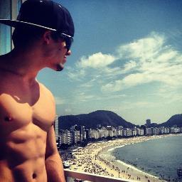 Bio é vida, certo? A minha se resume em 15 letras: Mateus Emmerich ♤
 - since: 4/9/11 ♥ - seguida por ele dia: 25/10/11.
