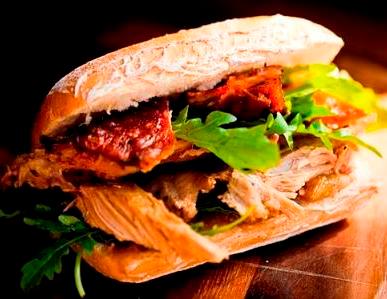 MOBILE CATERING ROASTED MEATS SPECIALIST