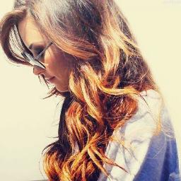 para todos Que aqueles Que é Fan Da demi Lovato S2 Nois Forma a Familia LovatO Seguem Sigo de Volta