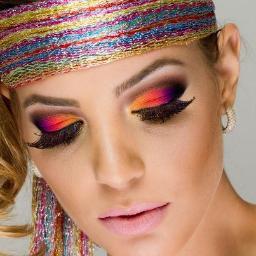 Para todas as mulheres lindas e vaidosas que adoram um super make!