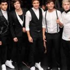 Hello i'm Spanish I love you and one direction ..... ¡¡¡¡¡¡ 
3