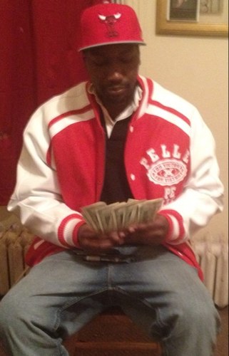 NY SOUR only strong in my lungs money right i change ya life Only The Family in my eyes # follow @TheRealHigha @ITSNIQUE