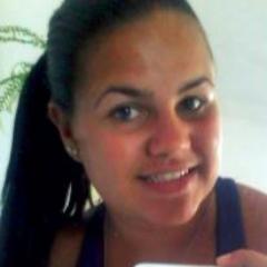 ' chorar alivia, mas sorrir é muito mais bonito!*-*