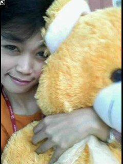 ribett,bawell,jutekk,easy going..heeu  selebihnya terserah qmue...
