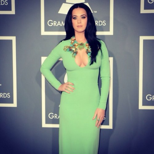 Katy Perry's new Single #ROAR out now!