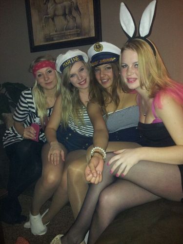 justhiswife's profile picture. 