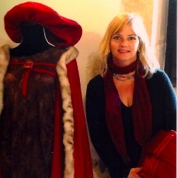 parisnov's profile picture. I am a total Francophile and have been visiting France for over 20 years.  I now own Melissa Burford Tours and take small groups to discover France & Italy.