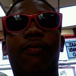 Living life to the fullest it's what you make of it . Father of Nyla and Kennedi Loggins