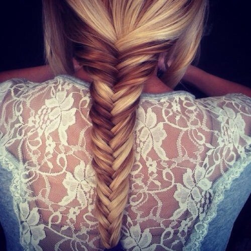 Started since 7-12-12 | Follow now | For RT's and FAVO's | Sarcasme | Mode | Mooie zinnetjes | Klik gewoon op de Follow knop! |