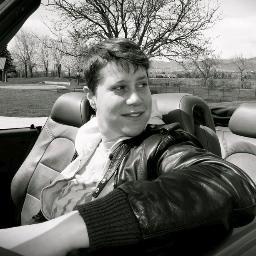 Music fan, pinballer, foodie, road tripper, ad tech detective, queer.
