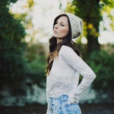 Annie Sims Kearney Annieareuokay Twitter