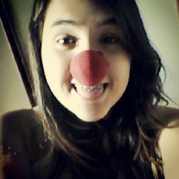 Deus, familia, amigos, sis da @Mykingpurple e xoonei da @Daany_salles muito prazer :3