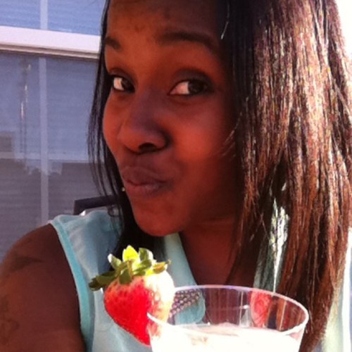 -Just Knw . Dhis C H I C K Here , #aCertifiedMoneyGetta !