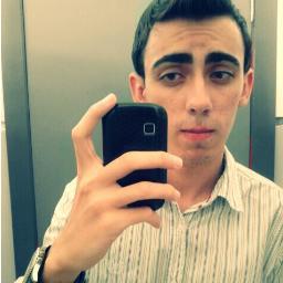 Oi,pra quem nao me conhece meu nome é Murilo e pra quem me conhece tambem KKK Follow-me :*
