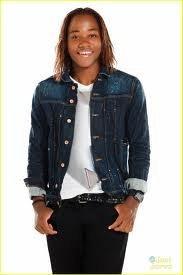 Son of KT Rush,sister is Lilly | Jr Sibuna | Love music | single and ready for the ladies | 18