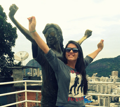 CarlaLeticiar's profile picture. 