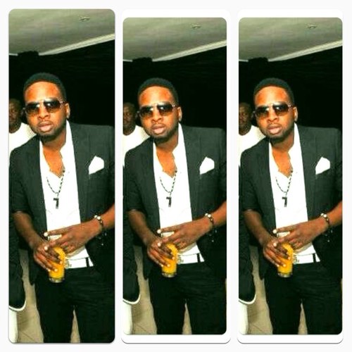 ZinKitkat's profile picture. 