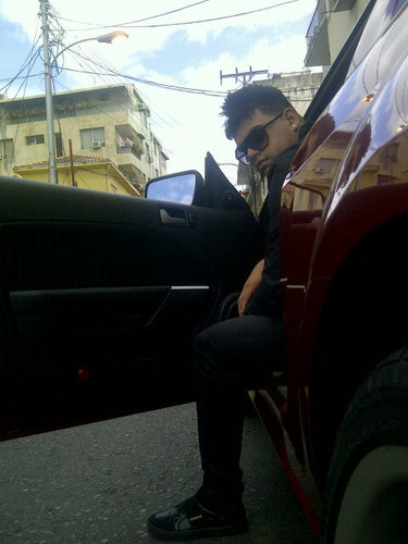 moisesfiguera2's profile picture. Barbero profesional. experto en Stylos de peinados varidades de cortes. Estudiante de contaduria... Amante al genero Reggaeton.. Y loko de Nacimiento....