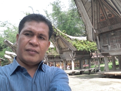 Hidup Ibarat Air Mengalir, Jalani Hidup Apa Adanya, Jangan Ada Apanya....!!!!