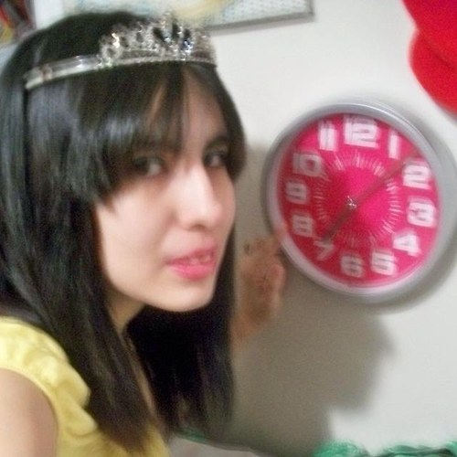 My 2nd profile this one is to see all the celebrities I love statuses since im teamfollow back on my main one