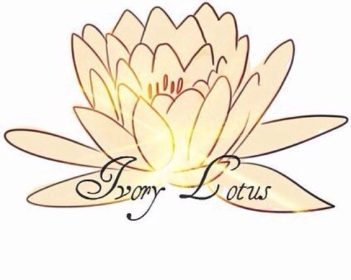 The official Ivory Lotus a young, fresh, affortable shop, specialized handmade weddingaccesoiry and very soon fashion