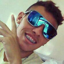 Eu Escolho Deus , Eu Escolho ser Amigo de Deus (8). Ousado , Alegre e Filho do Rei .. jogador do Sao Caentano Futebol Clube :)