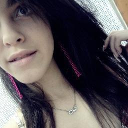Prαzer, em seer diferente de você :*
α αnjinhα ;
com plαnos mαlignos !-'
- α meninα do bem
que prαticα o mαl {66