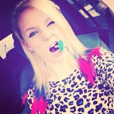 Sierra Elizabeth on Twitter: "Yea I'm blonder again , super blonde! #