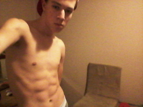 heey im a pedo dolphin i watch u sleep i follow u on twitter and real life but on here u follow me back