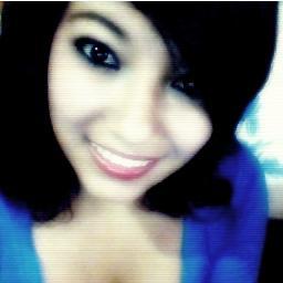 Stephanie Romero/ Outgoing/ 17/ i loveee music/ Love' s to have fun &&go out/ follow &&i' ll follow back;D