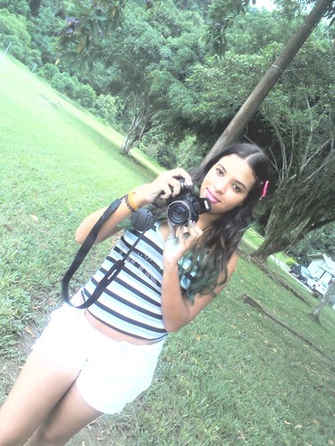 GabbyLemos1's profile picture. Lutte paraa nuncaa decepciionar aqelles qee tee amaam , poiis um espelhoo quebradoo nuncaa maiis reflette aa msm imageem ..