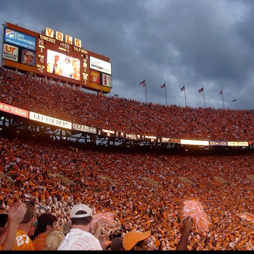 The Official Fan Page Of The Tennessee Volunteers. We're A Fan Page That Will Keep You Updated On Scores And Info You Need To Know About Tennessee! #TeamChecker
