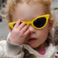 HI MY NAME IS WYO AND MY DADDY AND MOMMY ARE VERY COOL! MY DADDY LOVES PUPPETS AND MY MOMMY IS SO PRETTY! I BET YOU'RE PRETTY TOO!!