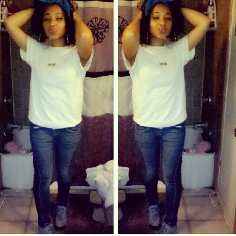 ayo_yellla's profile picture. Mention meeee & ' ill folllllow U ! instagram @_TrustAndBelievee follllow meee ( :
