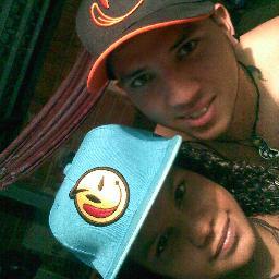 orlandoocanto2's profile picture. 21 años de edad... nacido en trujillo, andino de sangre y tierra.. morando en maracay.. y lo que siempre digo. si la vida te da la espalda agarrale las nalgas