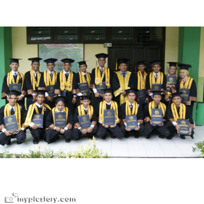 ridha_aii's profile picture. just ordinary girl