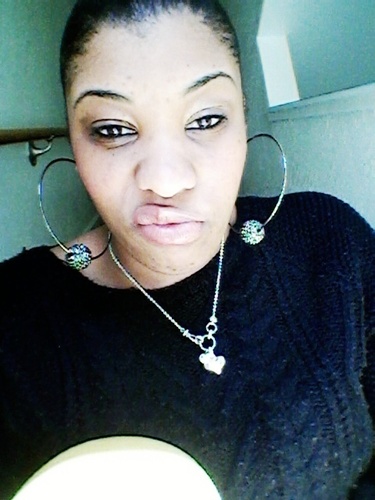 fashion student. ambitious, goofey, random. all bout getting ahead.