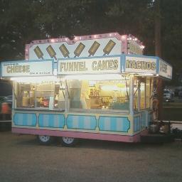 Double L Food Express has the best funnel cakes in town!!!!!!