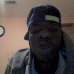 I'm just a cool as nigga that love music and to chill oh and did I mention Smahz Gang ya favorite gang bitchhhhhhhhhh