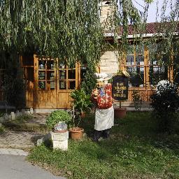 Et Mangal Restaurant  “Kalite Doğru Ürün yada Hizmeti, Müşterinin Eline Doğru Zamanda ve Doğru Fiyatla Koymaktır.” Charles A. Mills