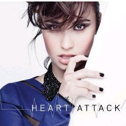 Fã normal → Fã ancioso → Fã apaixonado → Fanático → Fã vidrado → Fã louco → Fã alucinado → Fã enlouquecido → Fã maluco → Eu. te amo @ddlovato
