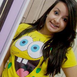 Sou desastrada, não tenho o corpo perfeito,só esculto as musicas no ultimo volume,sou desorgaizada,sou ciumenta...