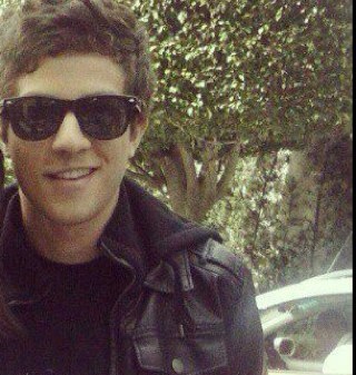 Sigaaam @safadasdosuede ~ [...] Um dia assim igual aos outros, eu falava pra mim mesmo que eu queria te sentir, mas com o tempo eu fui aprendendo... (8'