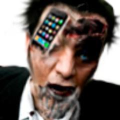 Canal de contenidos transmediáticos de internet,  buscando sobrevivir a la zombificación dada por los Smartphone. Discutiremos distintos casos en #Smartzombie.