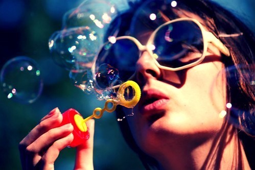 follow me = follow back :)part time werk vanuit huis, actie producten, informatie, nieuws etc, i love helping people :)