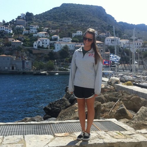 MeghanJones_'s profile picture. Don't take life too seriously, no one gets out alive anyways