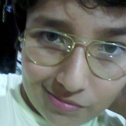 Um menino gordoo e feliz *-*