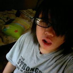 small person with a huge imagination. 
loves to play music instruments . . specially ukulele and drums. I love photography, weird stuff.. likes zombie